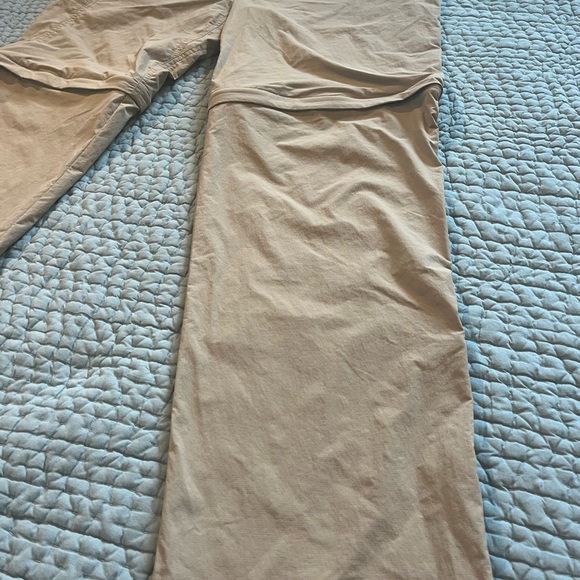 MARMOT - Men’s travel pants- zip off- to shorts. 32”x32”. Excellent condition - Picture 3 of 14